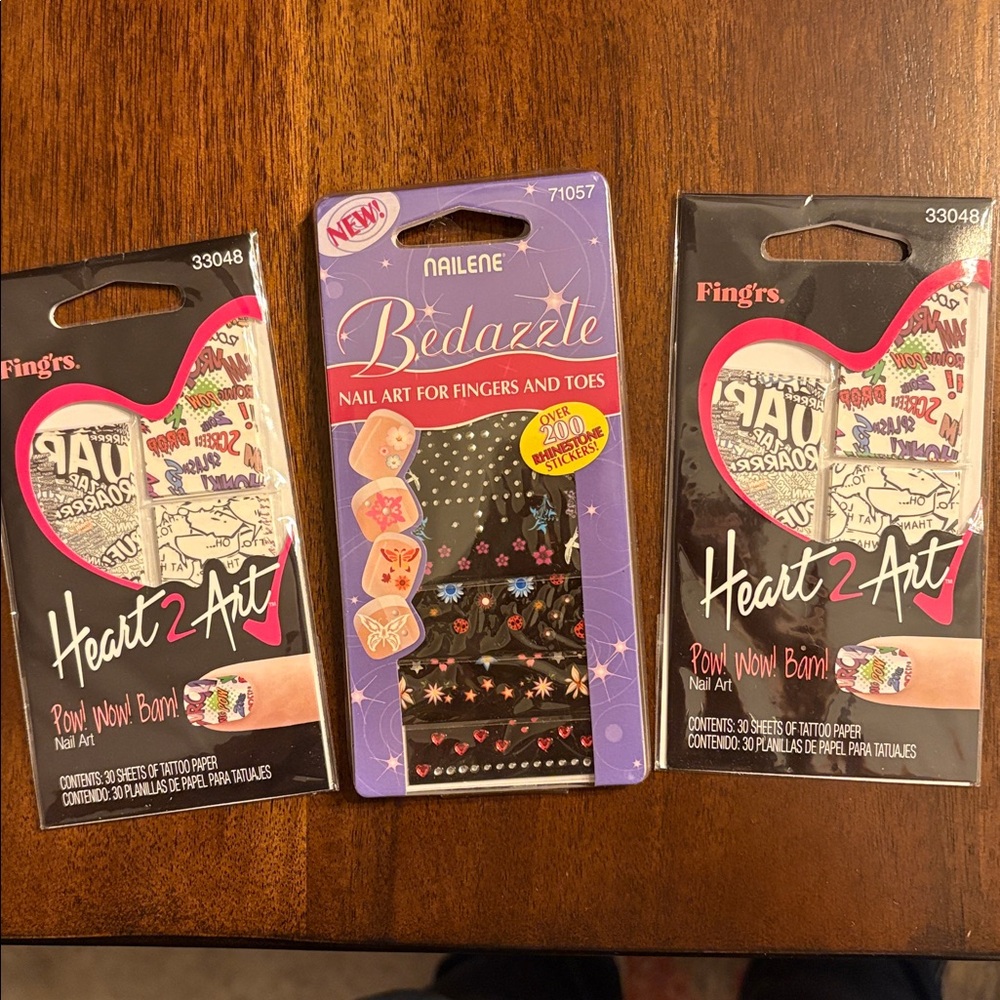 Fing'rs Heart 2 Art and Nailene Bedazzle Nail Art Set